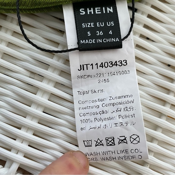 Lime Green Metallic Halter Top NWT Size S - Picture 11 of 12